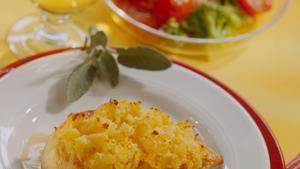 Rezept Hühnerbrust mit Püree-Parmesankruste an Salbeisoße